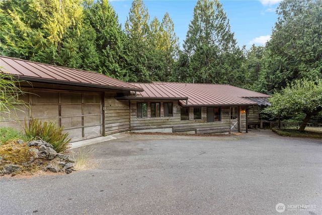 1350 SW Berry Lake Road, Port Orchard, WA 98367