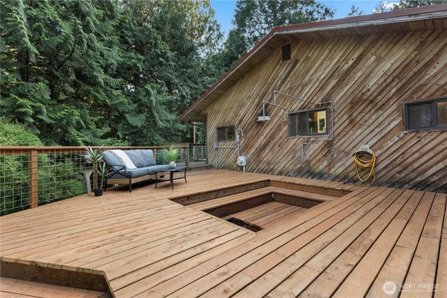 1350 SW Berry Lake Road, Port Orchard, WA 98367