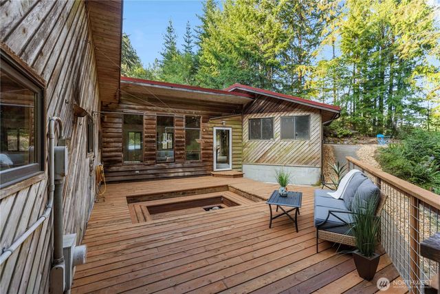 1350 SW Berry Lake Road, Port Orchard, WA 98367
