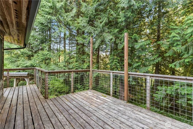 1350 SW Berry Lake Road, Port Orchard, WA 98367