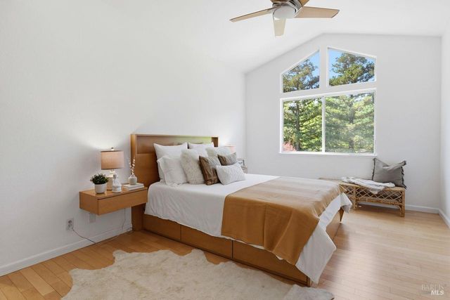 111 Parkview Cir, Corte Madera, CA 94925