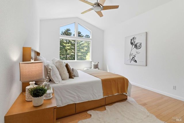 111 Parkview Cir, Corte Madera, CA 94925