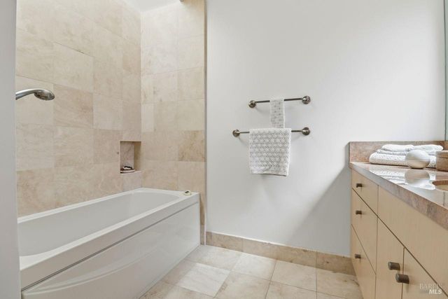 111 Parkview Cir, Corte Madera, CA 94925