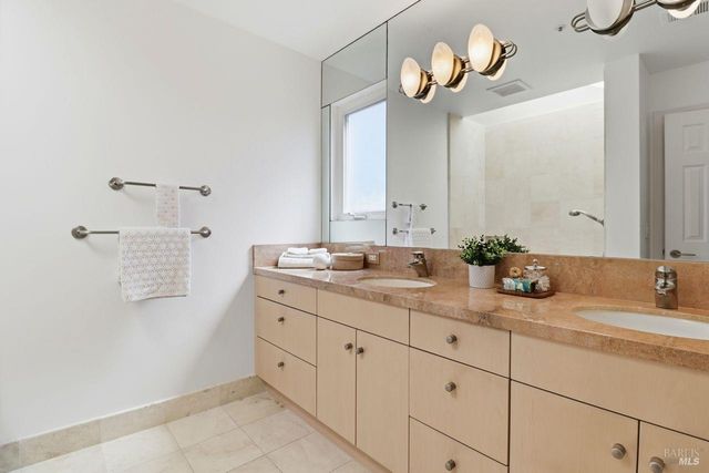 111 Parkview Cir, Corte Madera, CA 94925