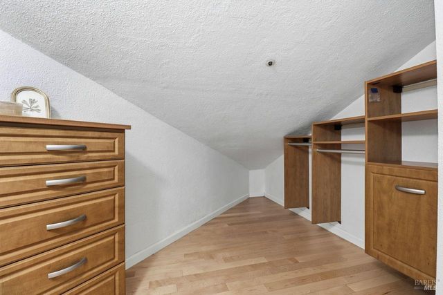 111 Parkview Cir, Corte Madera, CA 94925