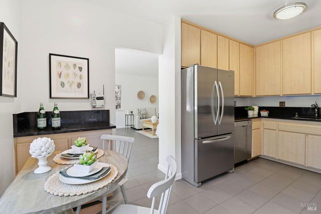 111 Parkview Cir, Corte Madera, CA 94925