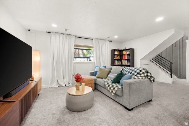 7257 W COPPER HILL DR, Magna, UT 84044