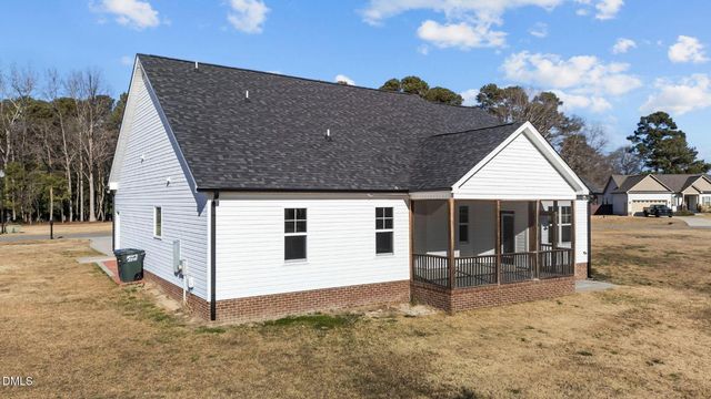 45 Watersedge Lane, Smithfield, NC 27577