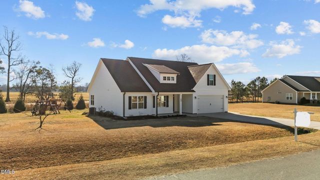 45 Watersedge Lane, Smithfield, NC 27577