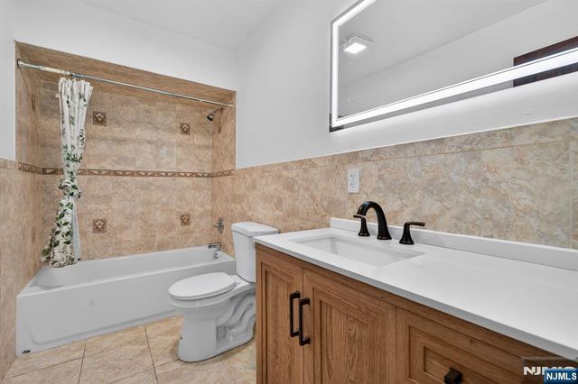 485 Broadway 11, Newark, NJ 07104