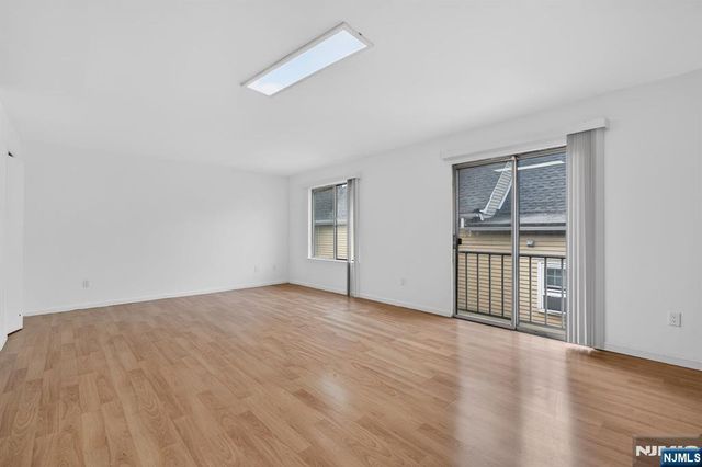 485 Broadway 11, Newark, NJ 07104