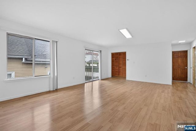 485 Broadway 11, Newark, NJ 07104