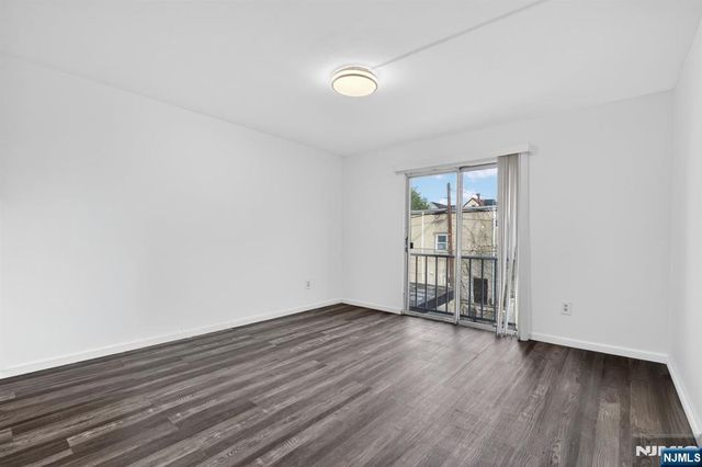 485 Broadway 11, Newark, NJ 07104