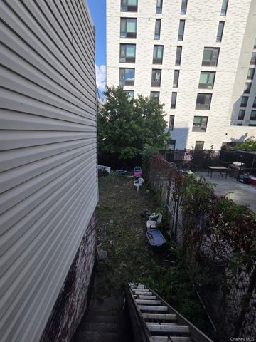 2182 Bathgate Avenue, Bronx, NY 10457