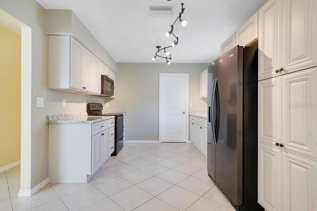 2533 S FERN CREEK AVENUE, Orlando, FL 32806