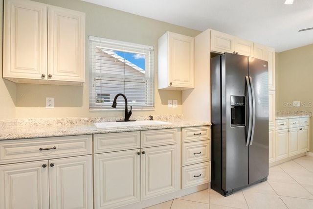 2533 S FERN CREEK AVENUE, Orlando, FL 32806