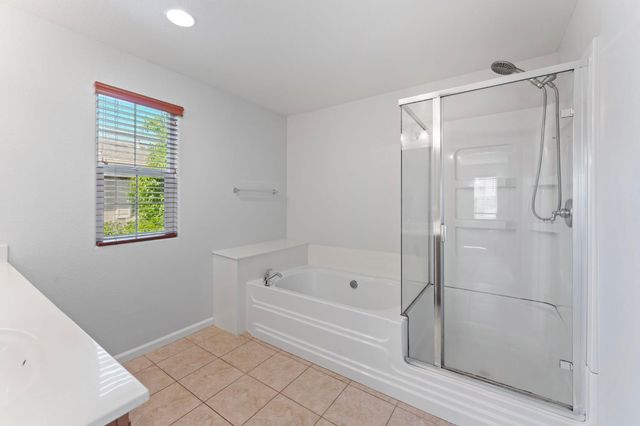 301 Candela Cir, Sacramento, CA 95835