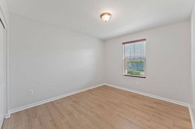 301 Candela Cir, Sacramento, CA 95835