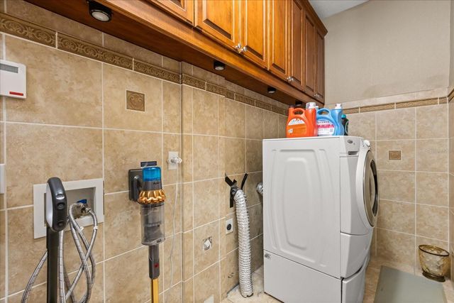 2450 DAHLGREN WAY, Winter Garden, FL 34787