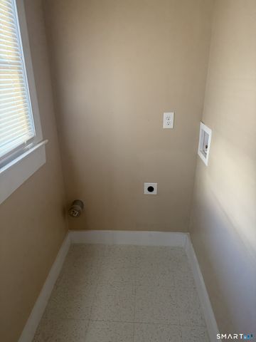 597 Ogden Street, Bridgeport, CT 06608