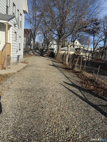 597 Ogden Street, Bridgeport, CT 06608