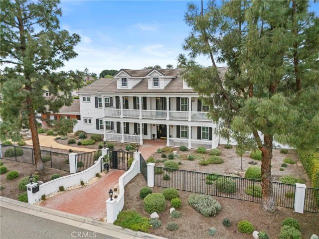 7021 Wyndham Hill, Riverside, CA 92506