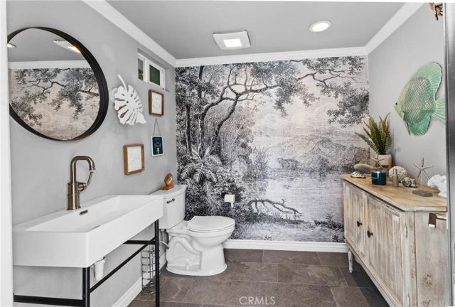 7021 Wyndham Hill, Riverside, CA 92506