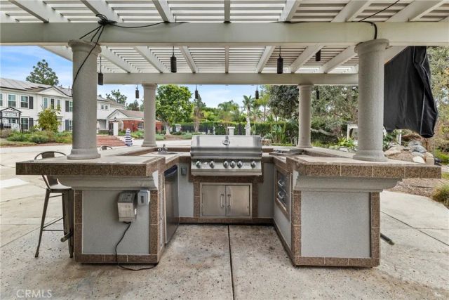 7021 Wyndham Hill, Riverside, CA 92506