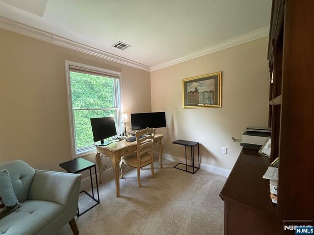 1206 Whitney Lane, Allendale, NJ 07401