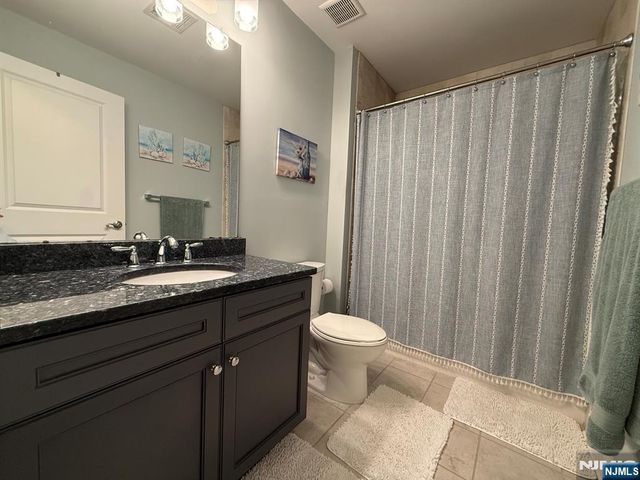 1206 Whitney Lane, Allendale, NJ 07401