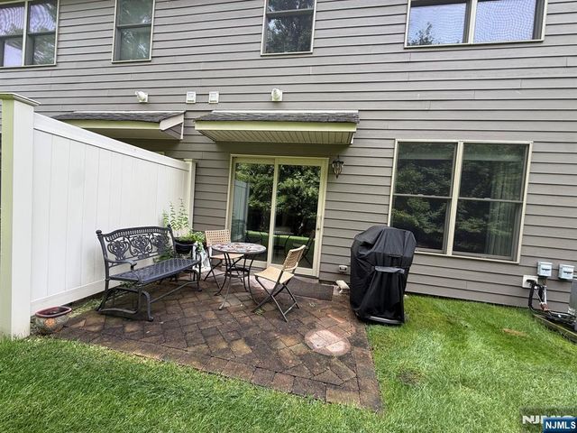 1206 Whitney Lane, Allendale, NJ 07401
