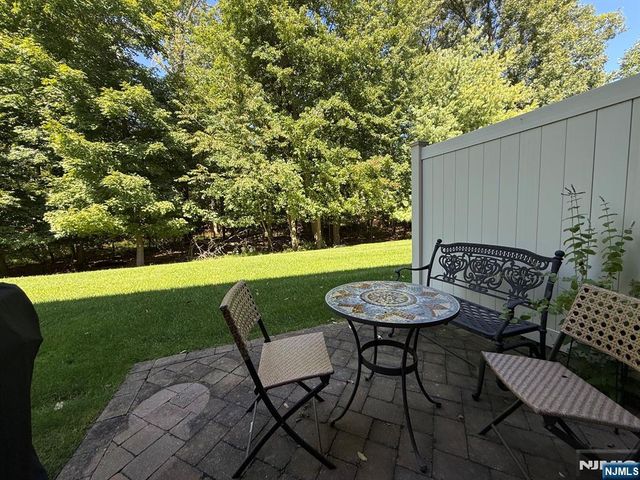 1206 Whitney Lane, Allendale, NJ 07401