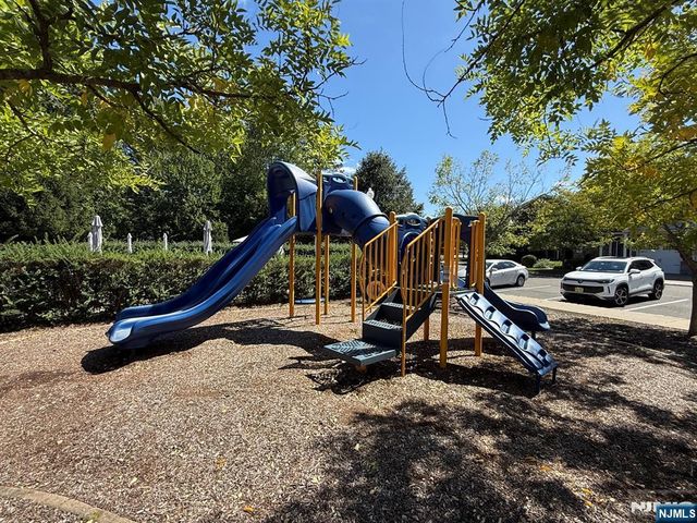 1206 Whitney Lane, Allendale, NJ 07401
