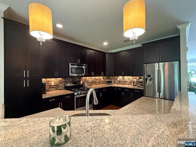 1206 Whitney Lane, Allendale, NJ 07401
