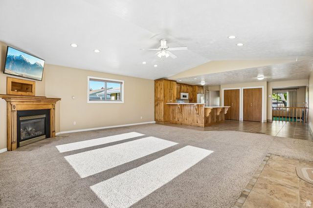 9270 S JANA LEE DR, West Jordan, UT 84088