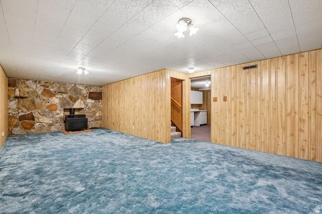 9270 S JANA LEE DR, West Jordan, UT 84088
