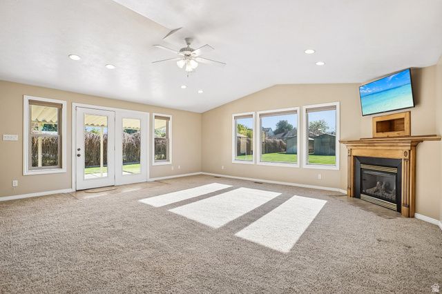 9270 S JANA LEE DR, West Jordan, UT 84088