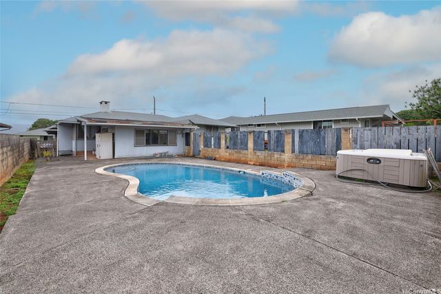 345 Iliwai Drive, Wahiawa, HI 96786