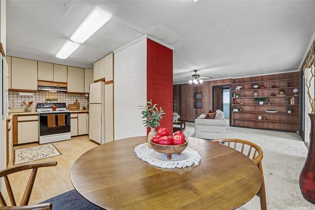 345 Iliwai Drive, Wahiawa, HI 96786