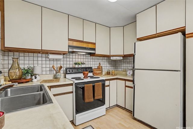 345 Iliwai Drive, Wahiawa, HI 96786