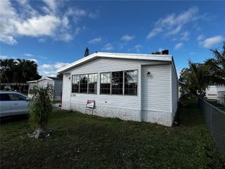 35250 SW 177th Ct 136, Homestead, FL 33034