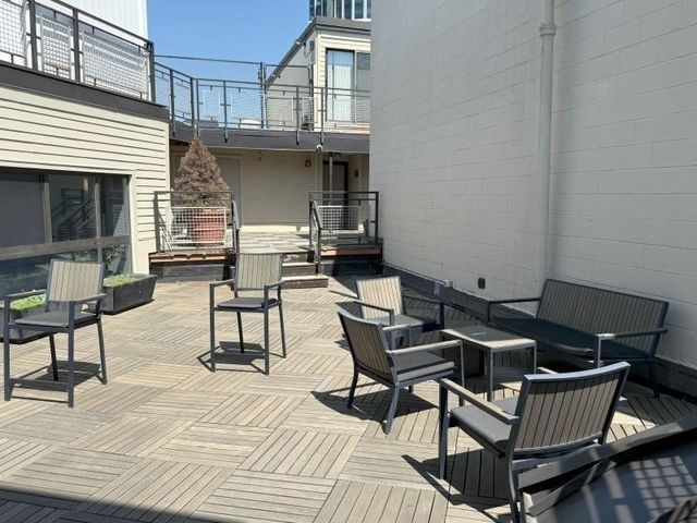 12 Stoneholm St 420, Boston, MA 02155