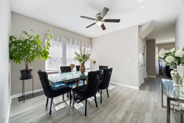 2431 Gunderson Avenue, Berwyn, IL 60402