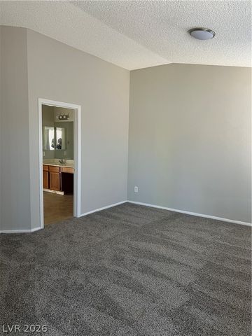 379 Virginia Lake Avenue, Henderson, NV 89015