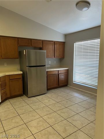 379 Virginia Lake Avenue, Henderson, NV 89015