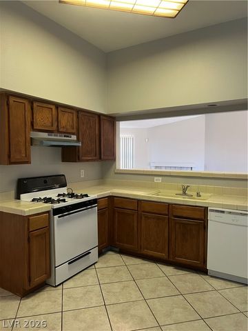 379 Virginia Lake Avenue, Henderson, NV 89015