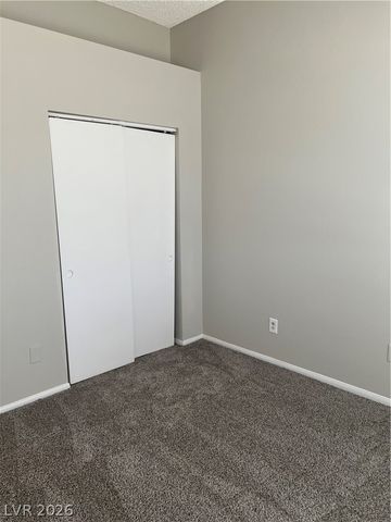 379 Virginia Lake Avenue, Henderson, NV 89015