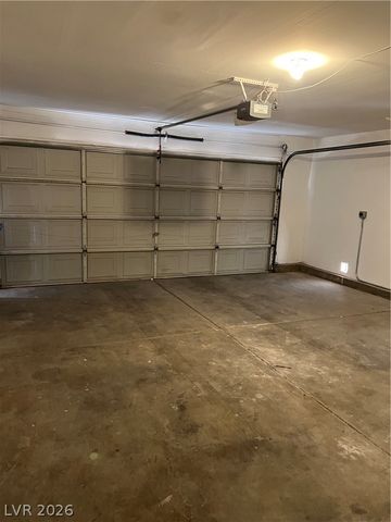 379 Virginia Lake Avenue, Henderson, NV 89015