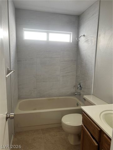 379 Virginia Lake Avenue, Henderson, NV 89015