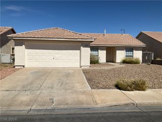 379 Virginia Lake Avenue, Henderson, NV 89015